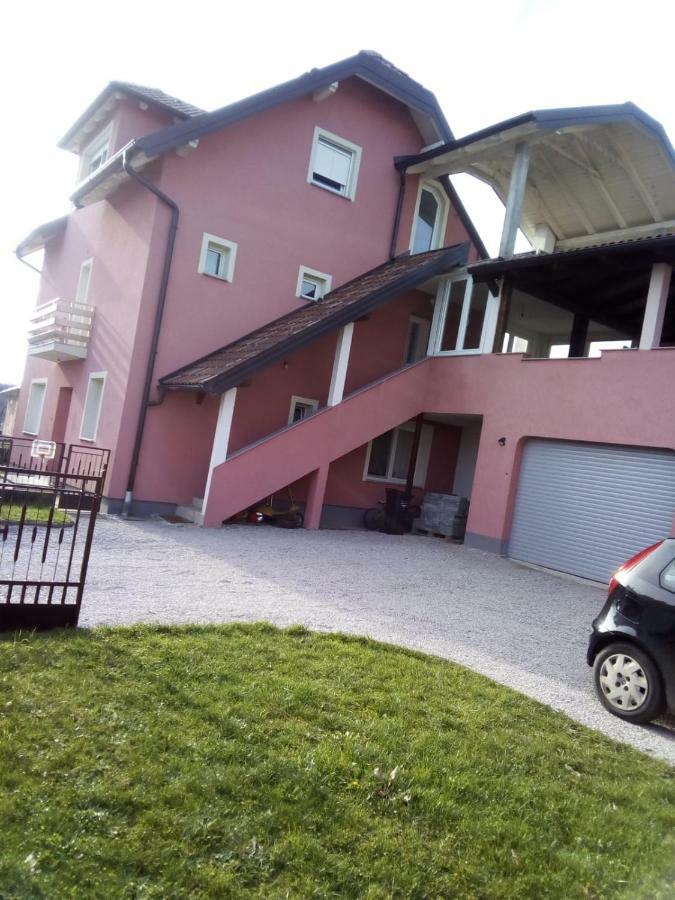 Studio Apartman Zagreb Horvati Rakov Potok Esterno foto